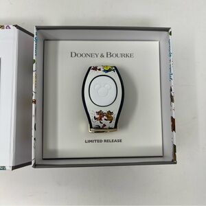 Disney Dooney & Bourke Side Kicker Magic Band. Never registered.